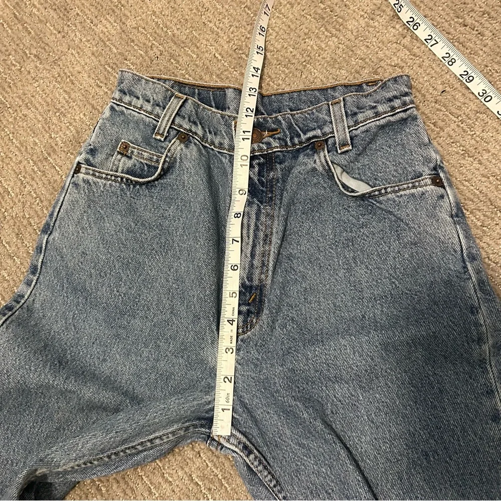 Levi's High Rise Blue Jeans - Picture 9 of 10